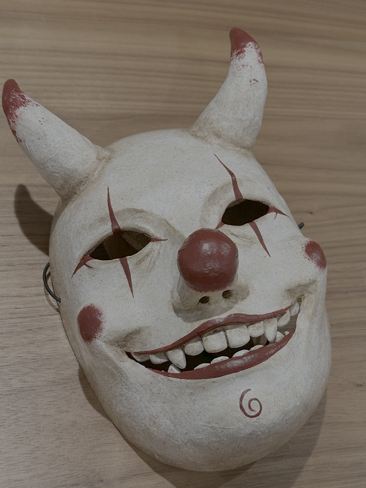 Sculpture of a masque.