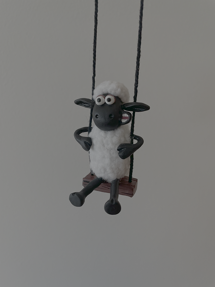 Sculpture of Shaun the Sheep (front).